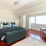 Vicmor Court 22 By Ctha