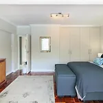 Vicmor Court 22 By Ctha