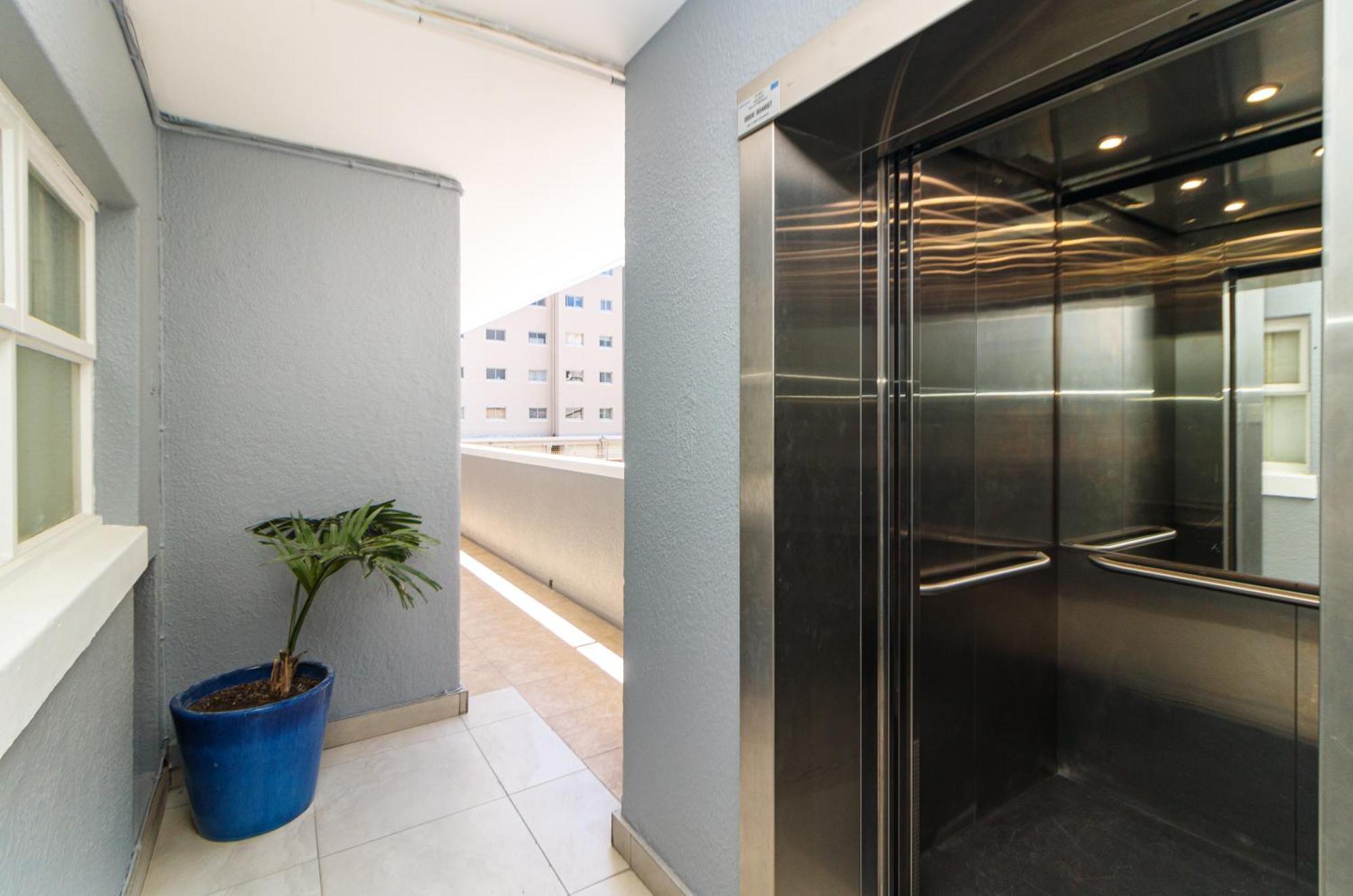 Apartment Vicmor Court 22 By Ctha *